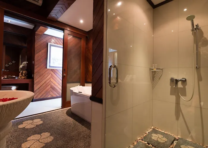 Airis Luxury And Uluwatu